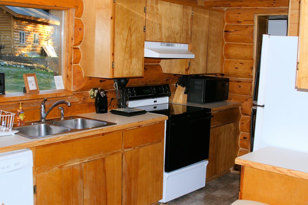 Bear Den Vacation Home Anchor Point ห้อง รูปภาพ